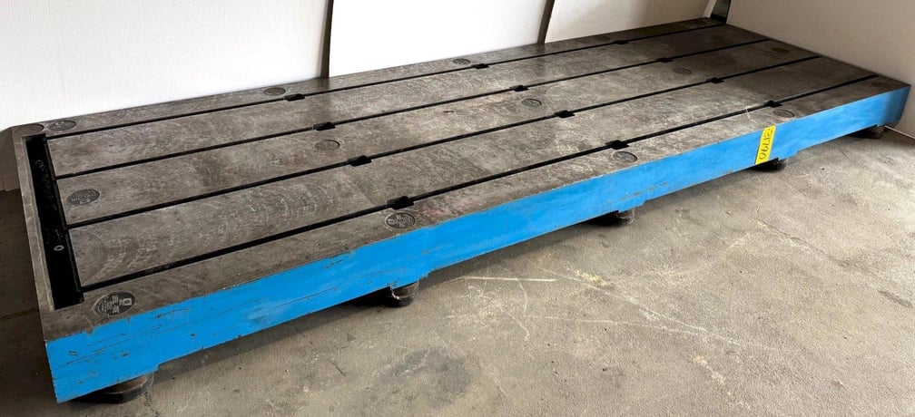 48" x 144" x 7" Bay Cast/Level-Tite Bay Cast Plate, T-Slotted, nice - Image 2