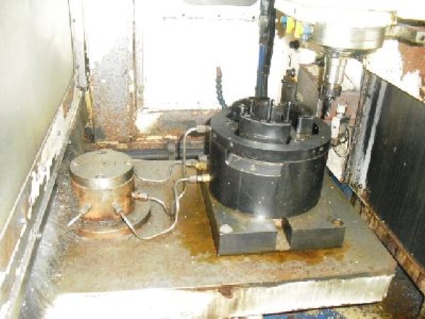 Nippei Toyama #NV4G, F21i-M, 40 automatic tool changer,chip conveyor,coolant system, 19.6" X, 17.7" Y, 17.7" - Image 9