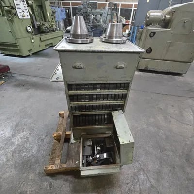 Gleason #710, straight bevel generator, with misc tooling & change gears, s/n #21985 - Image 7