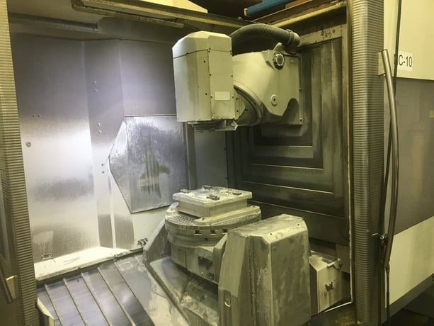 Deckel Maho #60P-Hi-Dyn, CNC vertical machining center, 30 automatic tool changer, 23.6" X, 27.5" Y, 23.6" Z - Image 4