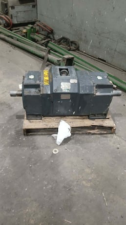 60 HP 1750 RPM Siemens, Frame LC3612ATZ, TEFC dual shaft, 500 VA, 300 VF, reconditioned - Image 2