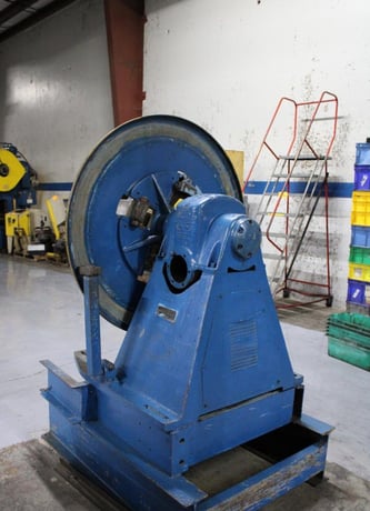 4000 lb. Littell, non-motorized uncoiler, 24" wide mandrel, 48" outside dimensions, 14"-18" ID, back plate - Image 3