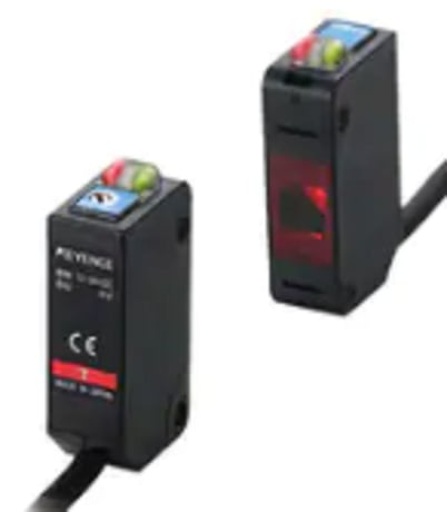 Keyence PZ-M51 Square Transmissive Cable Type, NPN - Image 1