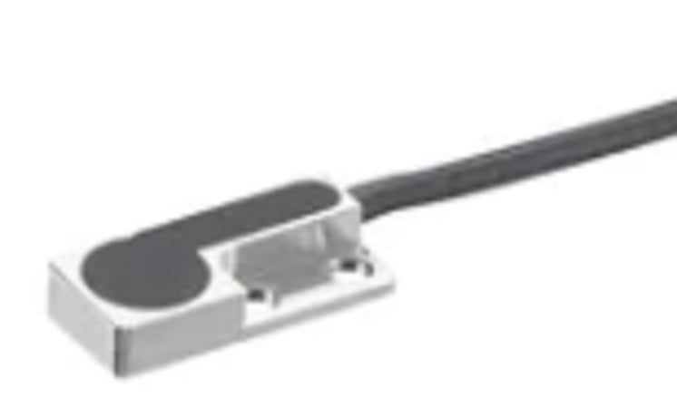 Keyence EH-605 Inductive Proximity Sensor, Sensor Head, Shielded Type, Thin - Image 1