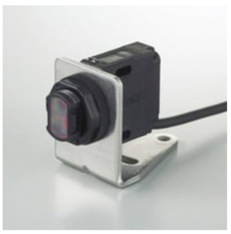 Keyence PZ-B03 Built-In Amp Photoelectric Sensors, Standard Mounting Bracket - Image 1