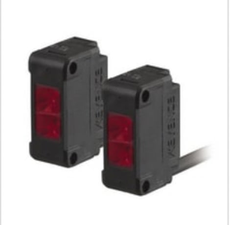 Keyence PZ-G51EP Photoelectric Sensors, Square Transmissive, M12 Connector, PNP - Image 1