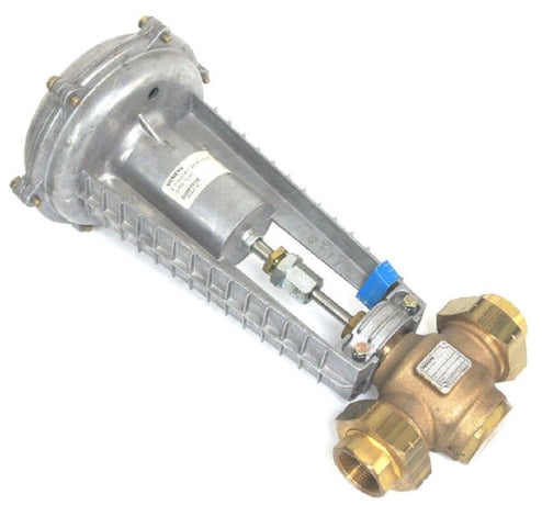 Siemens 277-03033 Two-Way, Normally Closed (NC), Linear Valve, 16 Cv Flow Rate - Image 1