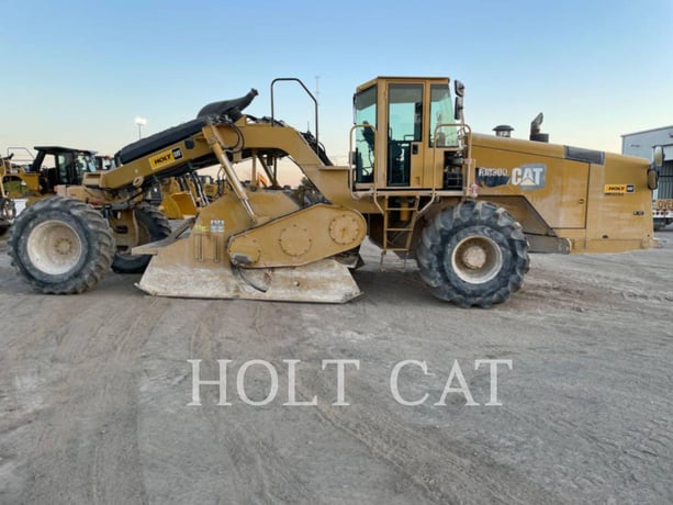 Caterpillar RM300, Stabilizers Reclaimer, 3080 hours, S/N: BWR00764, 2016 - Image 1