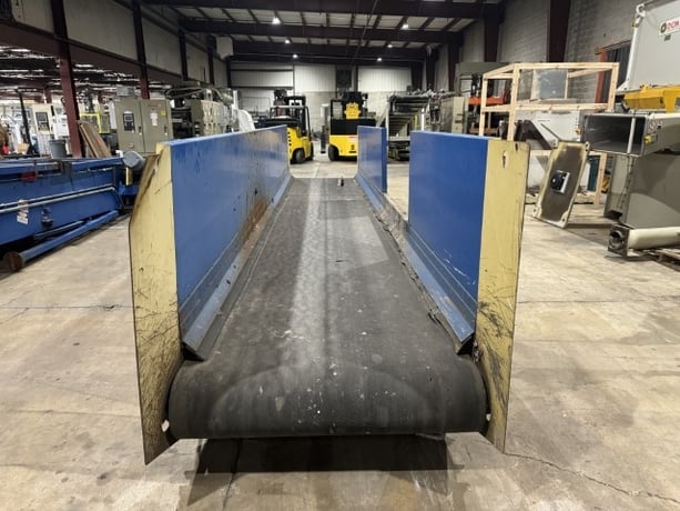 48" wide x 23' long, REM #TRC-23, transfer belt conveyor w/ stand, 35" high walls, 3 HP w/ gearbox - Image 9