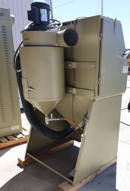 Clemco #BNP55-60CR &DF, blast cabinet, 2009 - Image 4