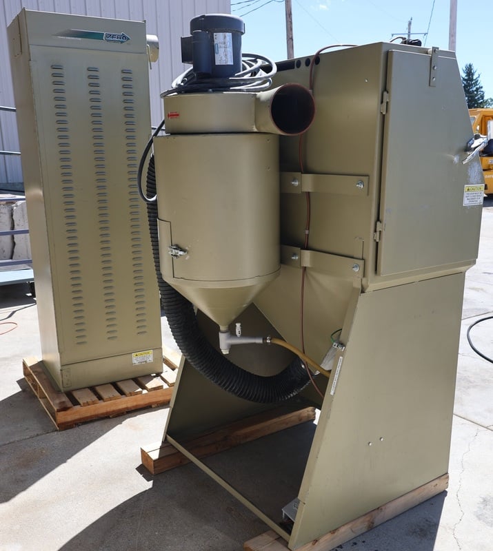 Clemco #BNP55-60CR &DF, blast cabinet, 2009 - Image 9