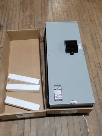 400 Amps, Siemens, WB1400C, Service Entrance Breaker Module, 1-phase, 3-Wire, 240 V - Image 4