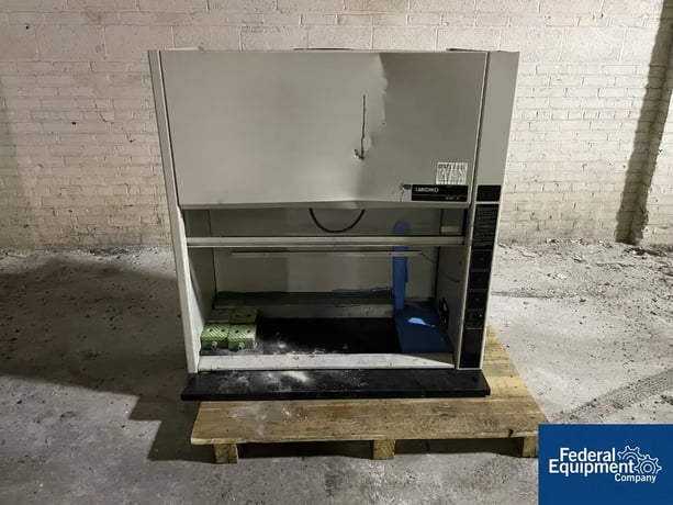 Labconco #Basic-47, Fume Hood, glass sash, 48" width, 115 V - Image 1