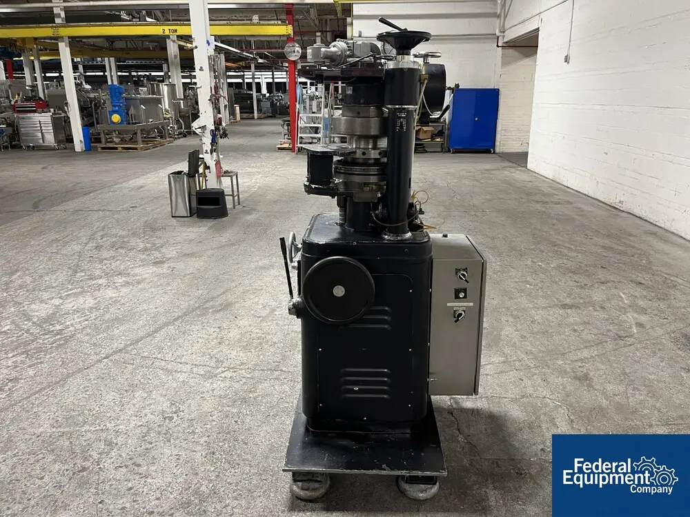 6.5 Ton Manesty #Betapress, Rotary Tablet Press, 16-Station, 90k TPH, 5/8" max tablet diameter, 11/16" max - Image 3