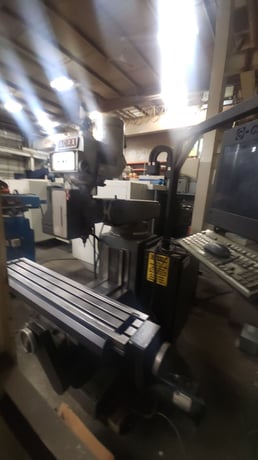 Acra #Plus-Mills, 3-Axis vertical mill, 10" x54" table, 3 HP, motorized table adj, 35" X, 16.3" Y, 5" Z - Image 2