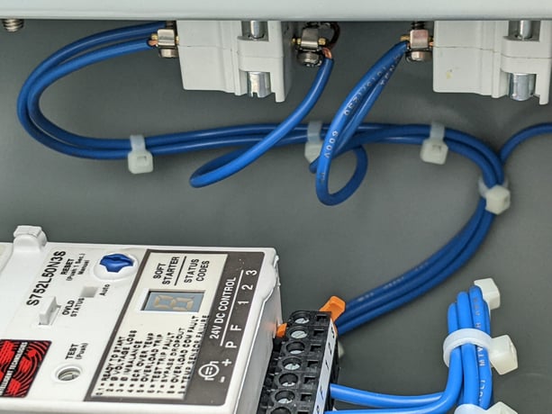 Eaton Cutler Hammer #ECS90R1CAA, Combination Starter Enclosed Control Assembly, new - Image 4