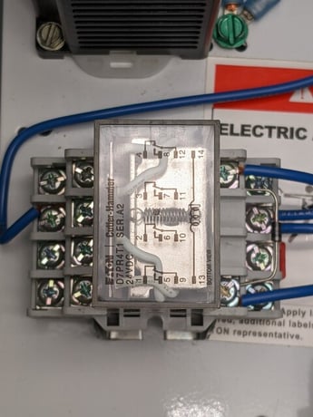 Eaton Cutler Hammer #ECS90R1CAA, Combination Starter Enclosed Control Assembly, new - Image 5