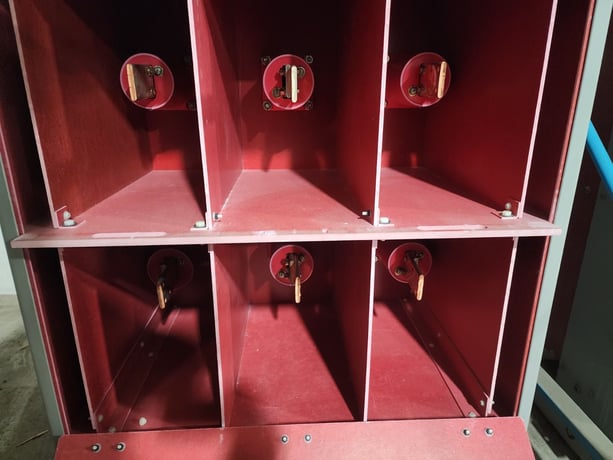 1200/2000/3000 Amps, Siemens, GM38TMAN, manual test device 6 stud GMI breaker, 38 KV - Image 3