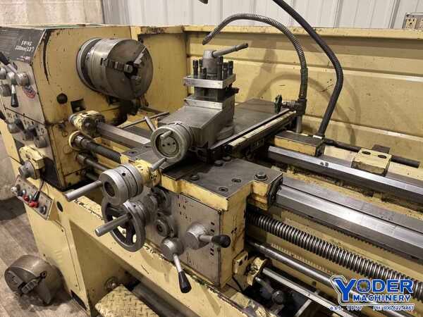 13" x 40" digital read out #330X1000, metal lathe, inch/metric threads, 3 HP, 3 & 4-jaw chucks - Image 10
