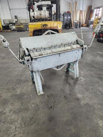 14 gauge x 4' Dries & Krump Chicago #31, finger brake, 12 sets - Image 6