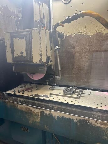 Magerle #MFP125N35M45, 4-Axis CNC creep feed grinder, 49" x 14", 27.5 HP, 9000 RPM, 1992 - Image 4