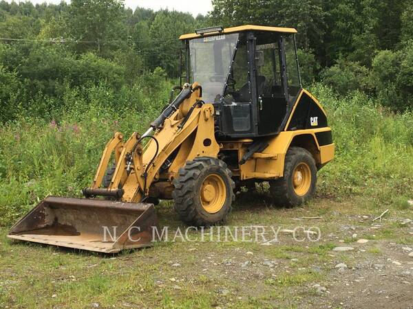 Cat 902, Wheel Loader, 3300 hours, S/N: 7ES01359, 2005 - Image 1