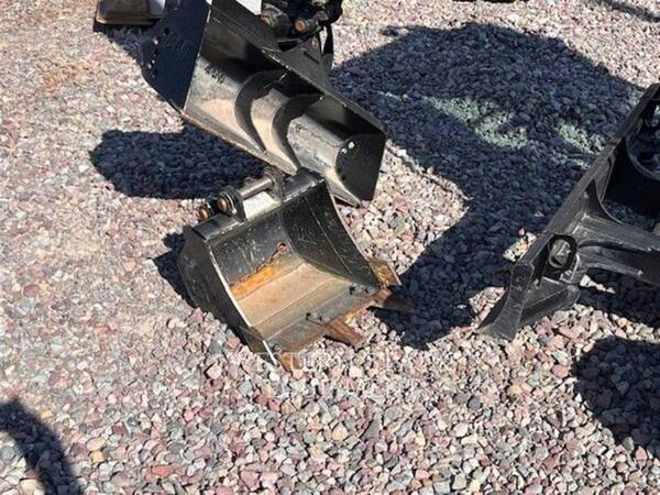 Caterpillar 301.8, Crawler Excavator, 71 hours, S/N: H8X06932, 2022 - Image 8