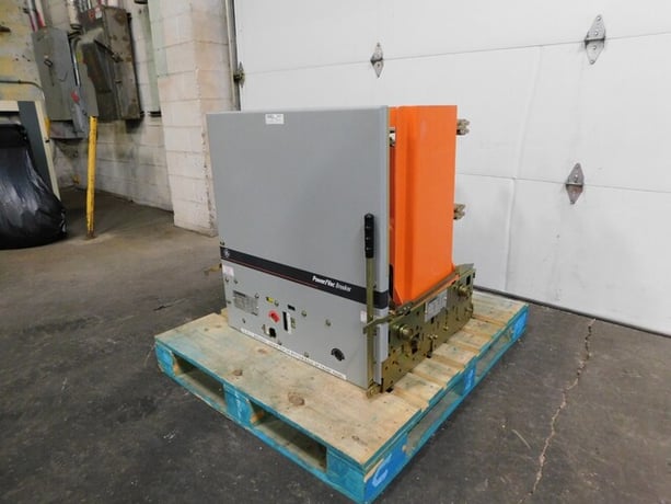 1200 Amps, General Electric, vb1-13.8-1000-3 powe, circuit breaker, 15 KV, 125 VDC - Image 4