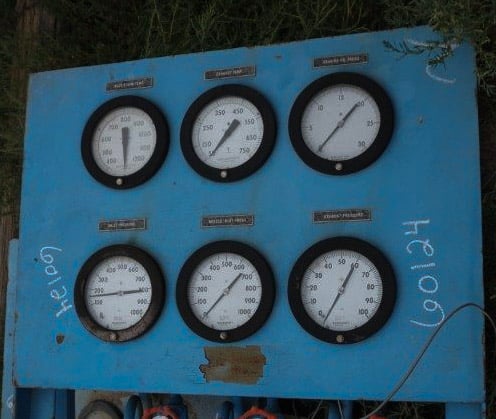 Crane, Control Valve Panel, 1975 psi, 54" L x 36" width x 3" H - Image 2