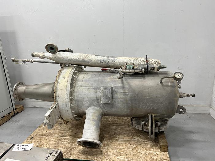 Voith #Master-Jet-II, 83" hydraulic dilution control headbox, Stainless steel, 82.9" pond width, 2004 - Image 4