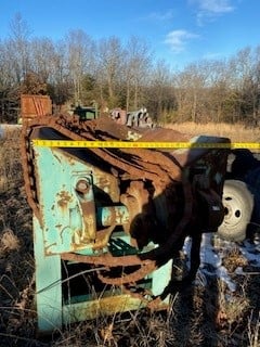 Log Trough, 3' x 40' Log trough, With kickers, Double chain, No motor drive - Image 4