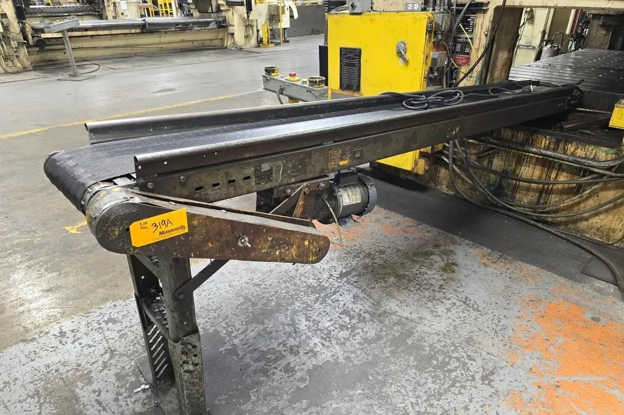 10" wide x 10.8' long, Belt conveyor, 40" belt height, serial #380008 - Image 3