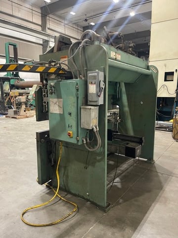 65 Ton, Piranha press brake, 8' overall, 78" between housing, 6" stroke, 9" Shut Height, 10 HP - Image 7