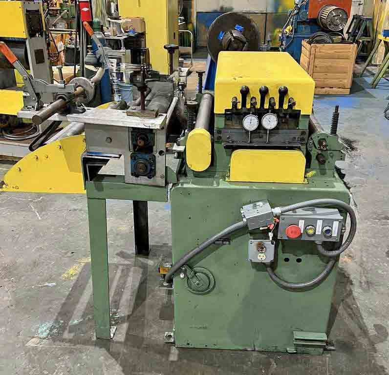 24" x .05" Egan #S20-824, straightener, 2.125"diameter rolls, entry & exit pinch roll, PVC applicator - Image 1