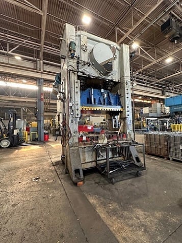 300 Ton, Clearing, straight side double crank stamping press, 14" stroke, 72" x48" bed, 28 SPM, 30 HP - Image 1