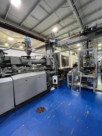 618 Ton, 132.8 oz., Nissei #FV9000-310L, horizontal injection molding machine, 100mm screw, 2000 - Image 7