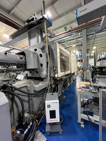 618 Ton, 132.8 oz., Nissei #FV9000-310L, horizontal injection molding machine, 100mm screw, 2000 - Image 8
