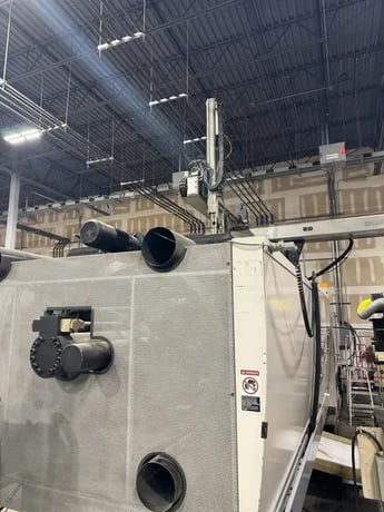 843 Ton, 135 oz., Engel #EUS7050/750K, horizontal injection molding machine, 2002 - Image 1
