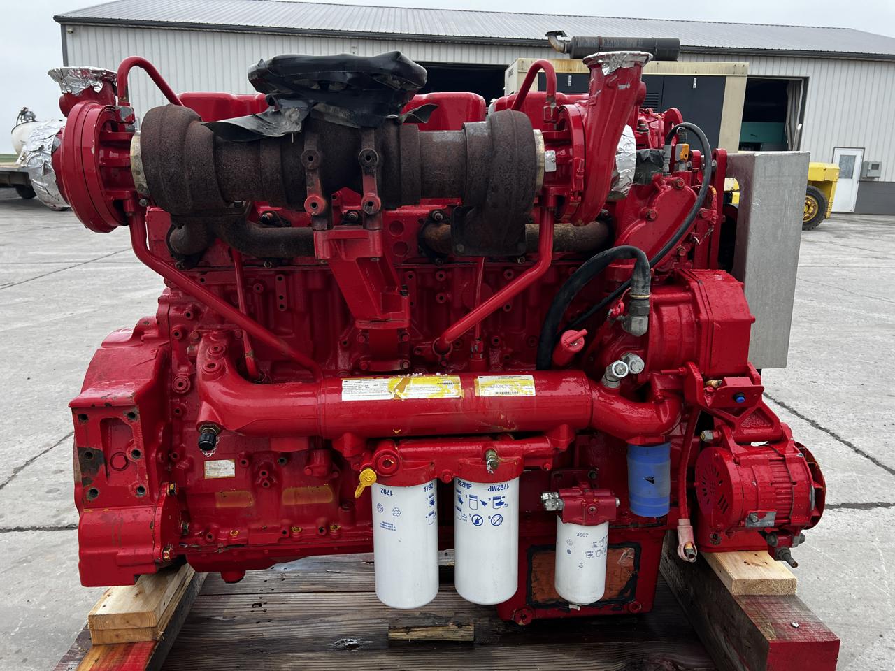 800 HP Caterpillar #C18, industrial engine, 2100 RPM, 3497 hours, EPA Tier 3, sound attenuated enclosure 1 - Image 6