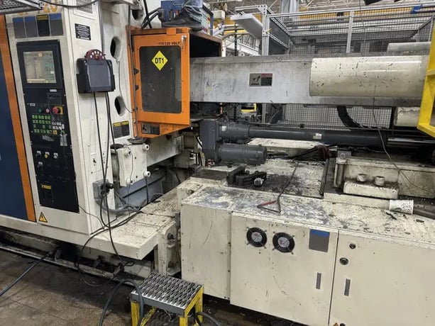 720 Ton, 119.4 oz., UBE #Ultima-UN720W/114E, horizontal injection molding machine, all electric, 2008 - Image 5