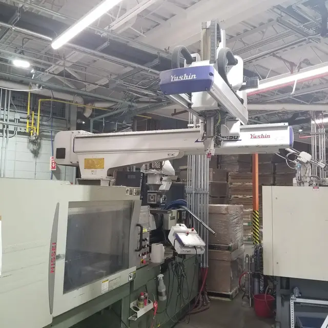154 Ton, 14.9 oz., Nissei #FN-3000-36A, horizontal injection molding machine, hydraulic, 56mm screw, 2009 - Image 2