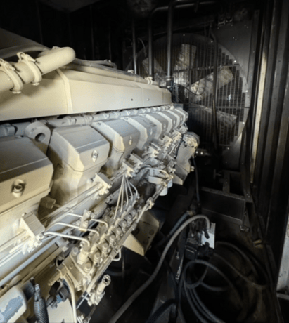 2000 KW Kohler #2000REOZMD, Standby Diesel Generator, Tier 2, sound attenuated enclosure, 277/480 Volts, 361 - Image 2