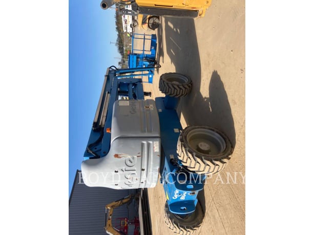 Genie Industries Z60/34 4WD G84, Articulated Boom Lift, 1535 hours, S/N: Z6014-14336, 2014 - Image 3