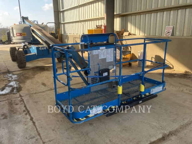 Genie Industries S45D G84, Articulated Boom Lift, 2336 hours, S/N: S4516H-22197, 2016 - Image 2