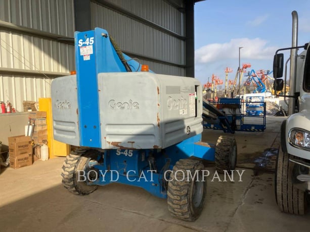 Genie Industries S45D G84, Articulated Boom Lift, 2336 hours, S/N: S4516H-22197, 2016 - Image 3