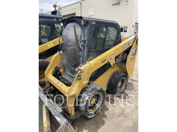 Cat 226D3, Skid Steer Loader, 2396 hours, S/N: EK501245, 2022 - Image 1