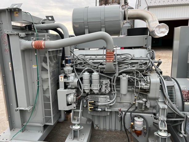 250 KW MTU #DS250, diesel generator set, 120/208 Volts, 3-phase, 312 HP @ 1800 RPM, 6R1600G70S engine, EPA - Image 9