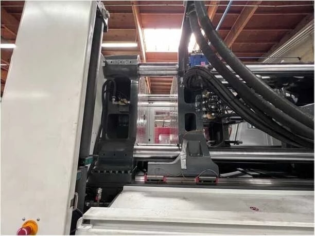 610 Ton, 105 oz., Milacron #Q-610, horizontal injection molding machine, 100mm screw, new in stock, 2023 - Image 5