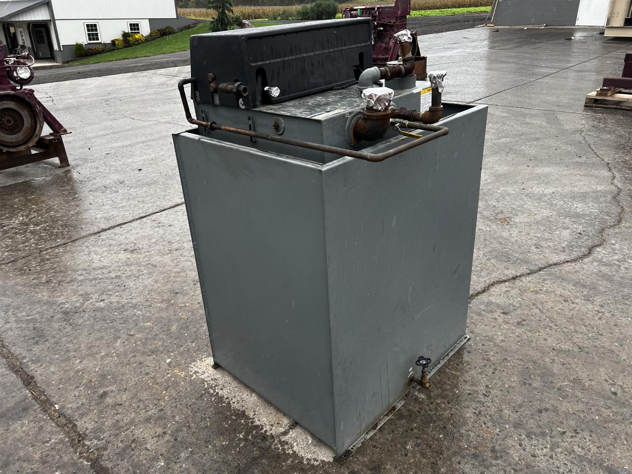 100 gallon Tramont #UTRS-100, Diesel Fuel Tank w/Electric Fuel Pump, Double Wall, Day Tank, 36" L x 36" width - Image 3