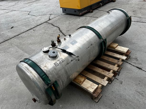 150 gallon Northside Industries Inc., Diesel Fuel Tank w/Saddle Mounts, 96" L x 30" width x 30" H, 2010 - Image 3